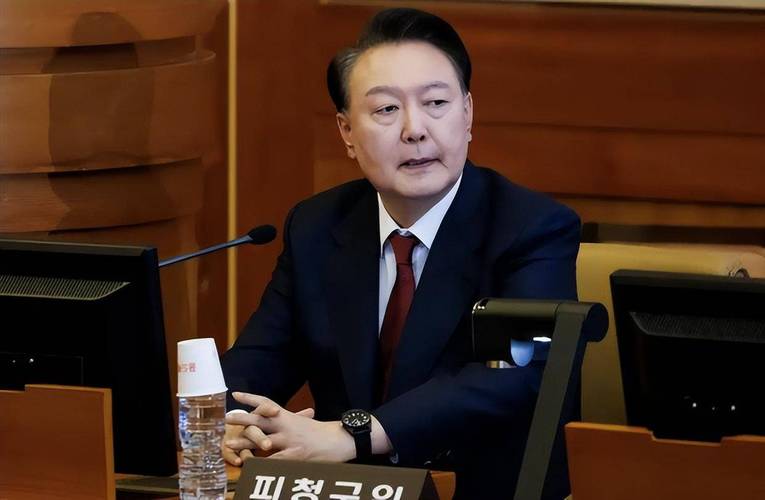 新澳正版资料大全免費和李在明正式宣誓就职与李在明是什么党
